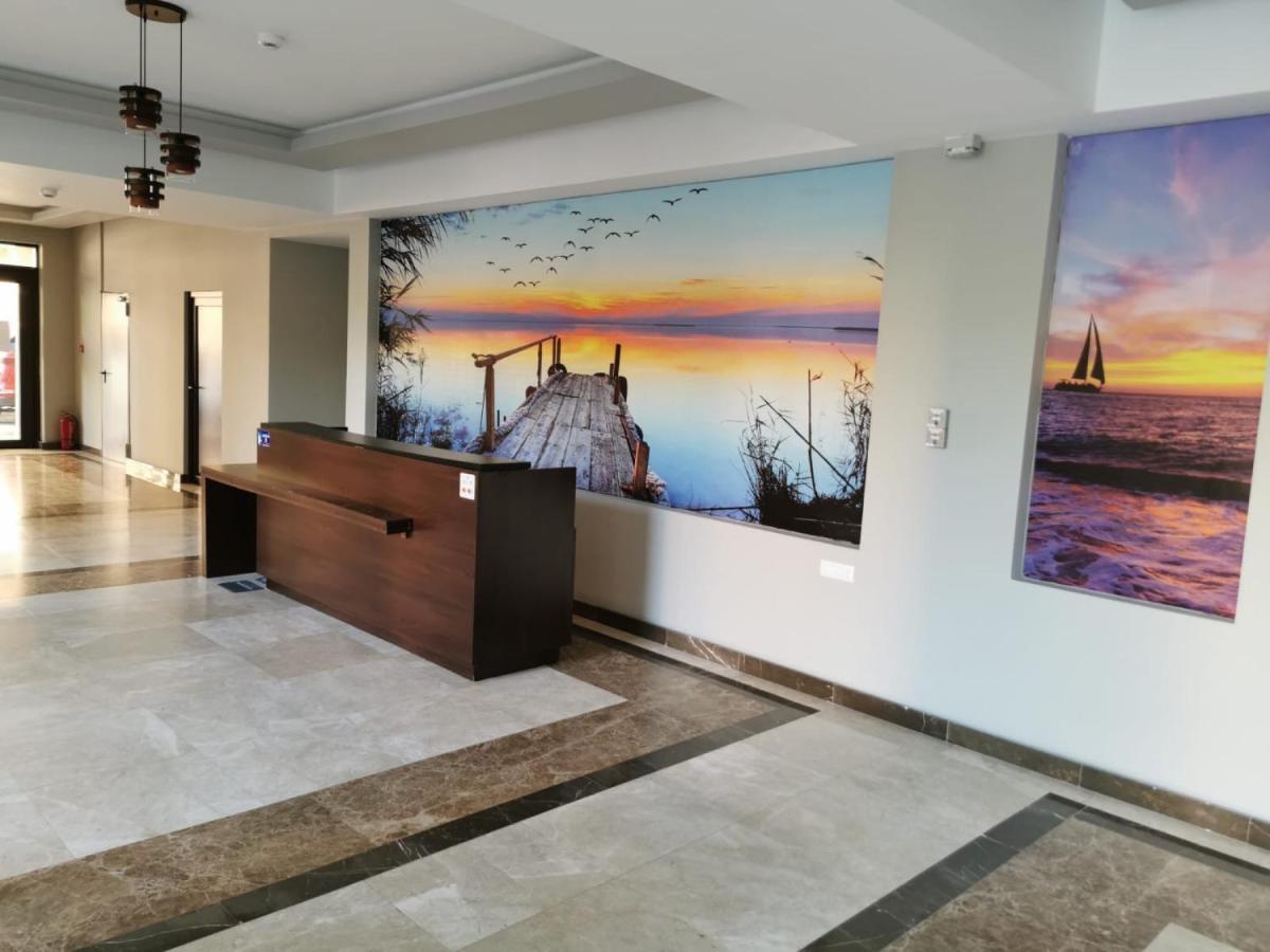 Lake Apartments Solid Mamaia Exterior foto