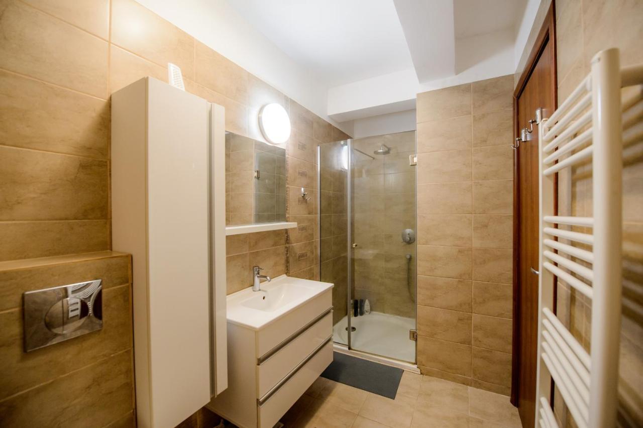 Lake Apartments Solid Mamaia Exterior foto